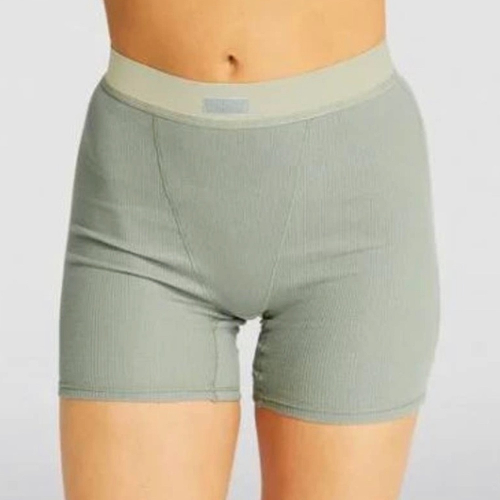 SKIMS Cotton Rib Boxer - Mineral